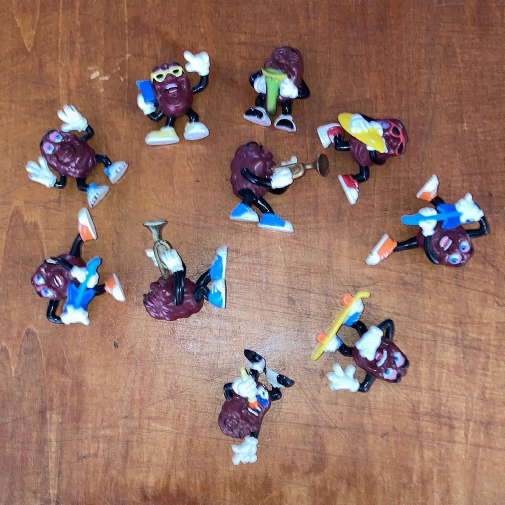 🍇☀️ Vintage Lot of (10) California Raisins 1980's Figures Nostalgia 🎺🌊